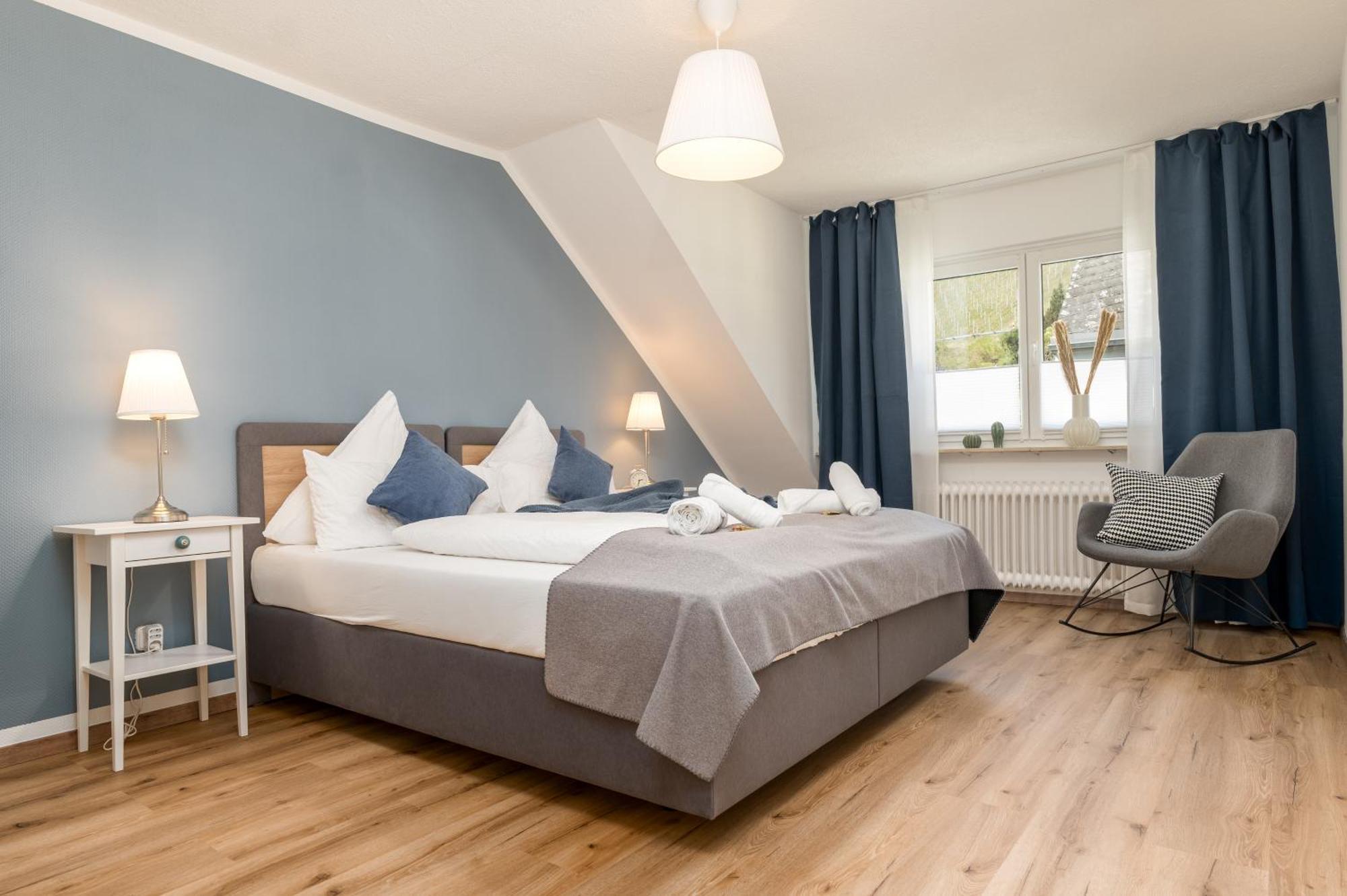 Riesling Appartement For 2 - 4 People - Billiards - Balcony With Mosel View - Parking - Wine Barrel Bar - Fully Equipped Kitchen - Netflix - Waiputv - 3 Km From Cochem Klotten Exterior foto